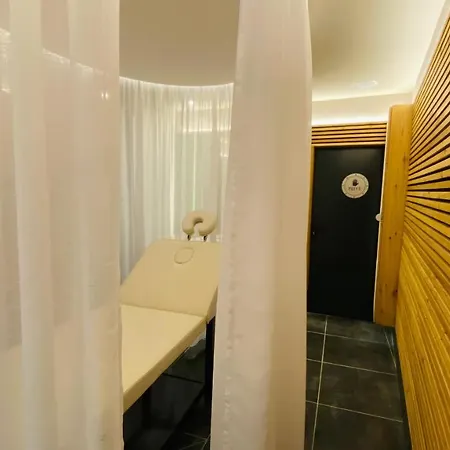 Coin D'aubrac Restaurant De Luxe Chaudes-Aigues