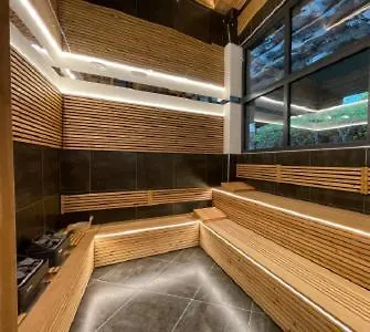 아파트호텔 Coin D'aubrac Restaurant De Luxe 3*