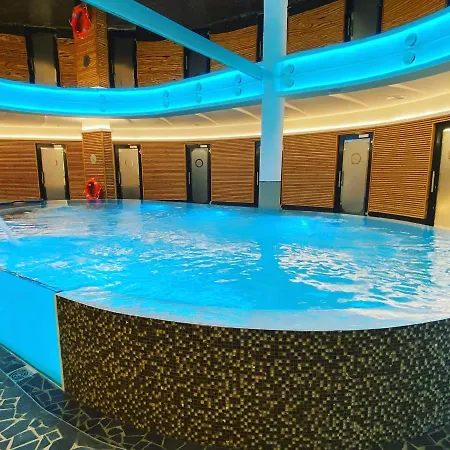 Coin D'aubrac Restaurant De Luxe 3*